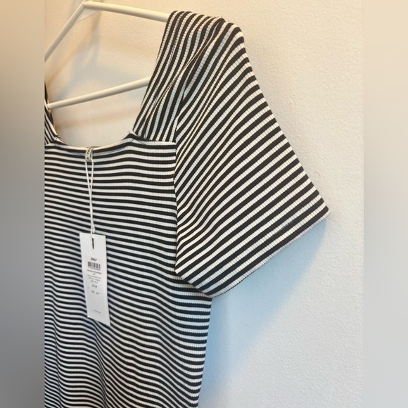 ONLY Striped Short Sleeve Fitted / Sheath Dress - Picture 4 of 7